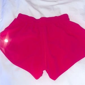 Lululemon Hot Pink Hotty Hot Low-Rise Lined Short 2.5”
